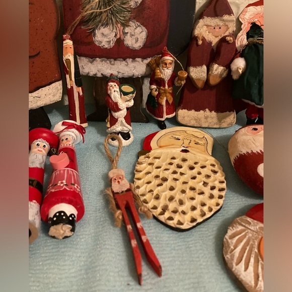 17 Vintage Christmas Santa Decorations/Ornaments Ceramic, Wooden & Hand Painted - Picture 3 of 16